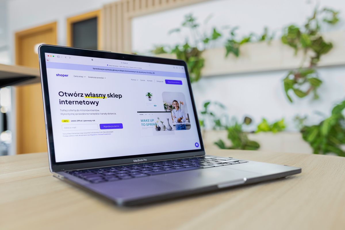 Social Media: Pick One, Go Deep — Marketing guide